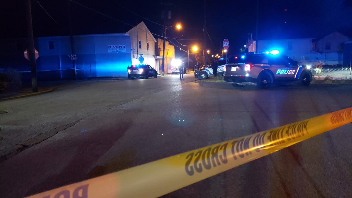 One woman is dead after a shooting on Hunt Ave. on Charleston's West Side.   CPD is investigating but they say there is no threat to the public at this time